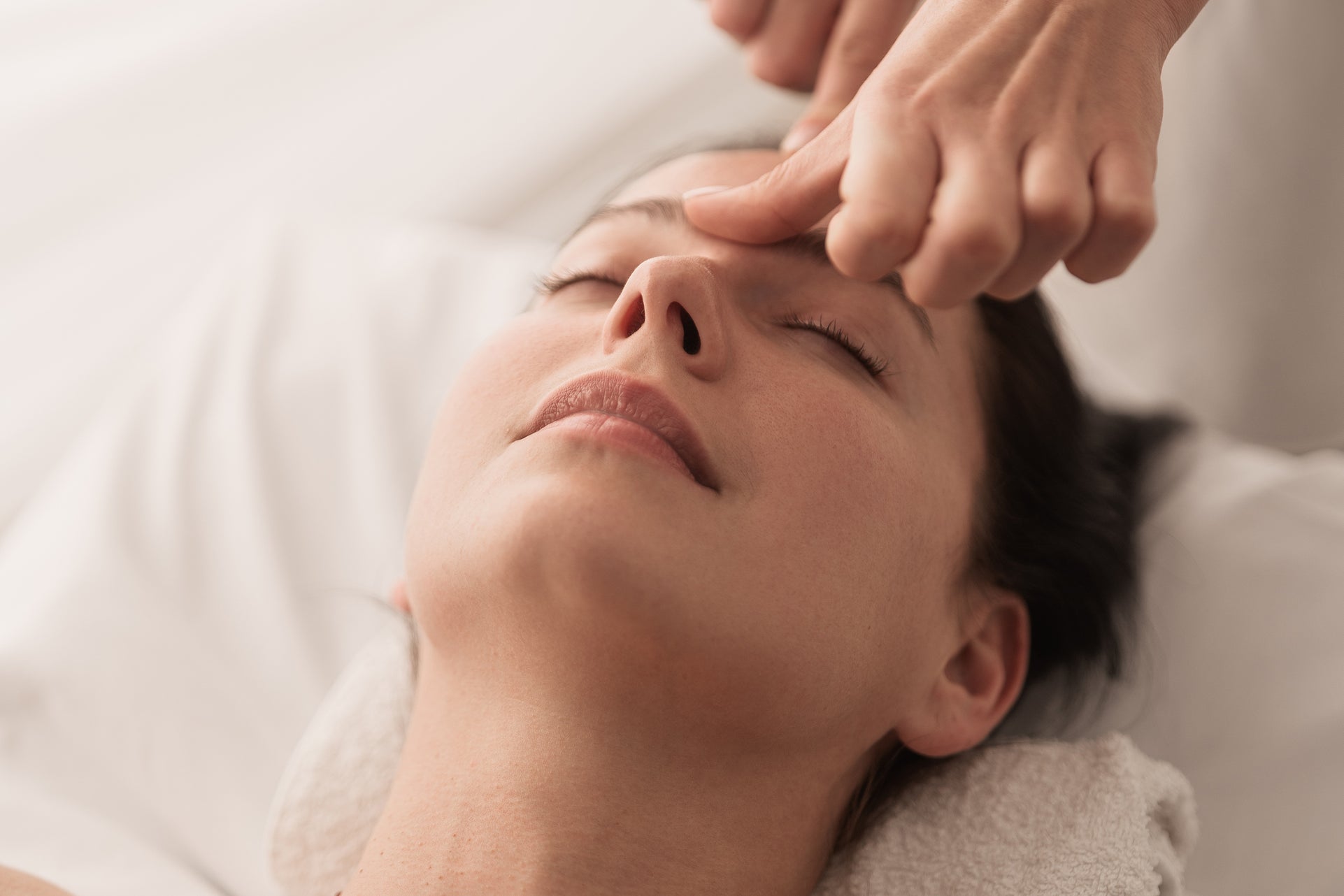 Ultraceuticals AHA (Lactic) Peel Treatment