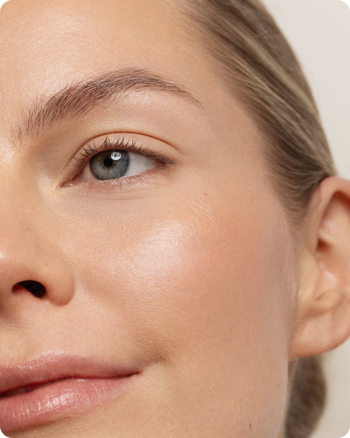 A Renewal  Retinome Eye Cream